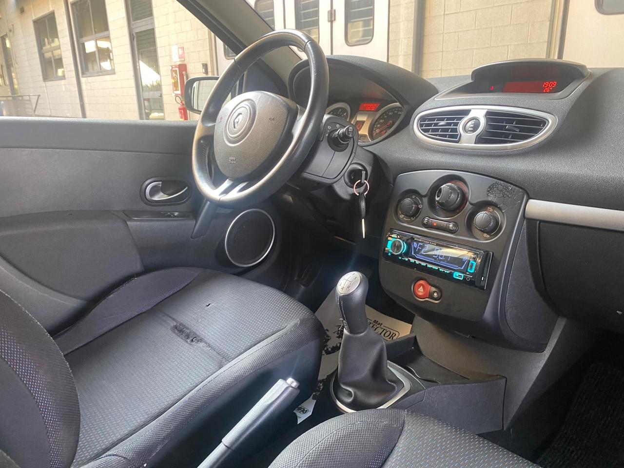 Renault Clio 1.5 dCi 70CV 5 porte Dynamique