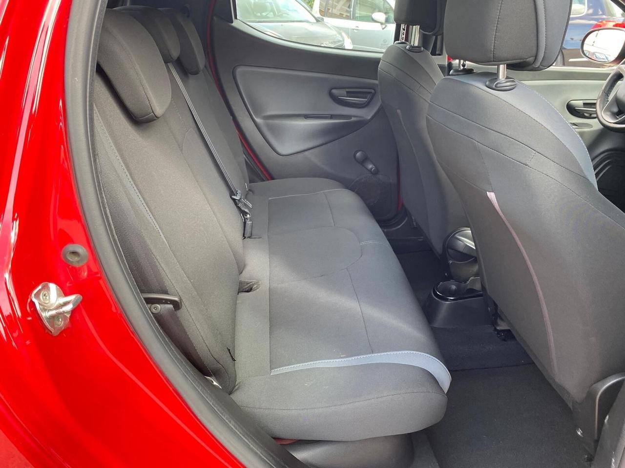 Lancia Ypsilon 1.3 MJT 16V 95 CV 5 porte anno 2017