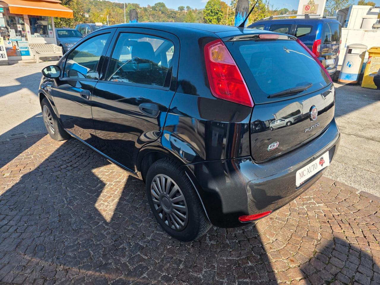 Fiat Punto 1.3 MJT II 75 CV 3 porte Lounge con 238.000km