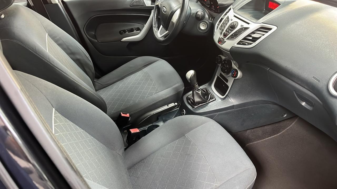 Ford Fiesta Ikon 1.4 5 porte Bz.- GPL