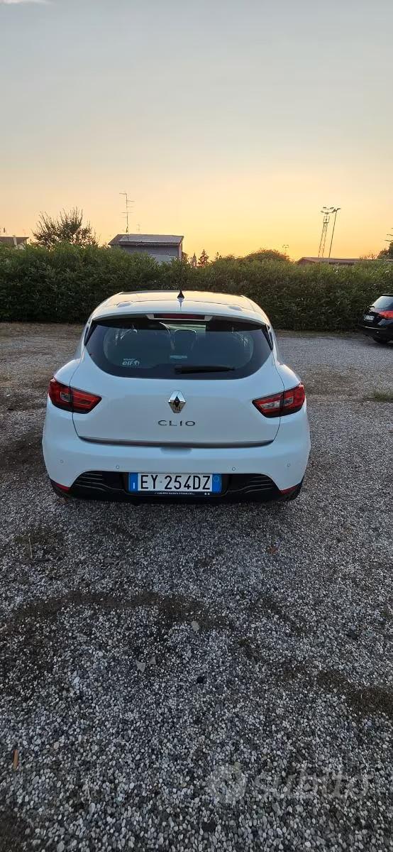 RENAULT CLIO 1.2 BENZINA - 2015