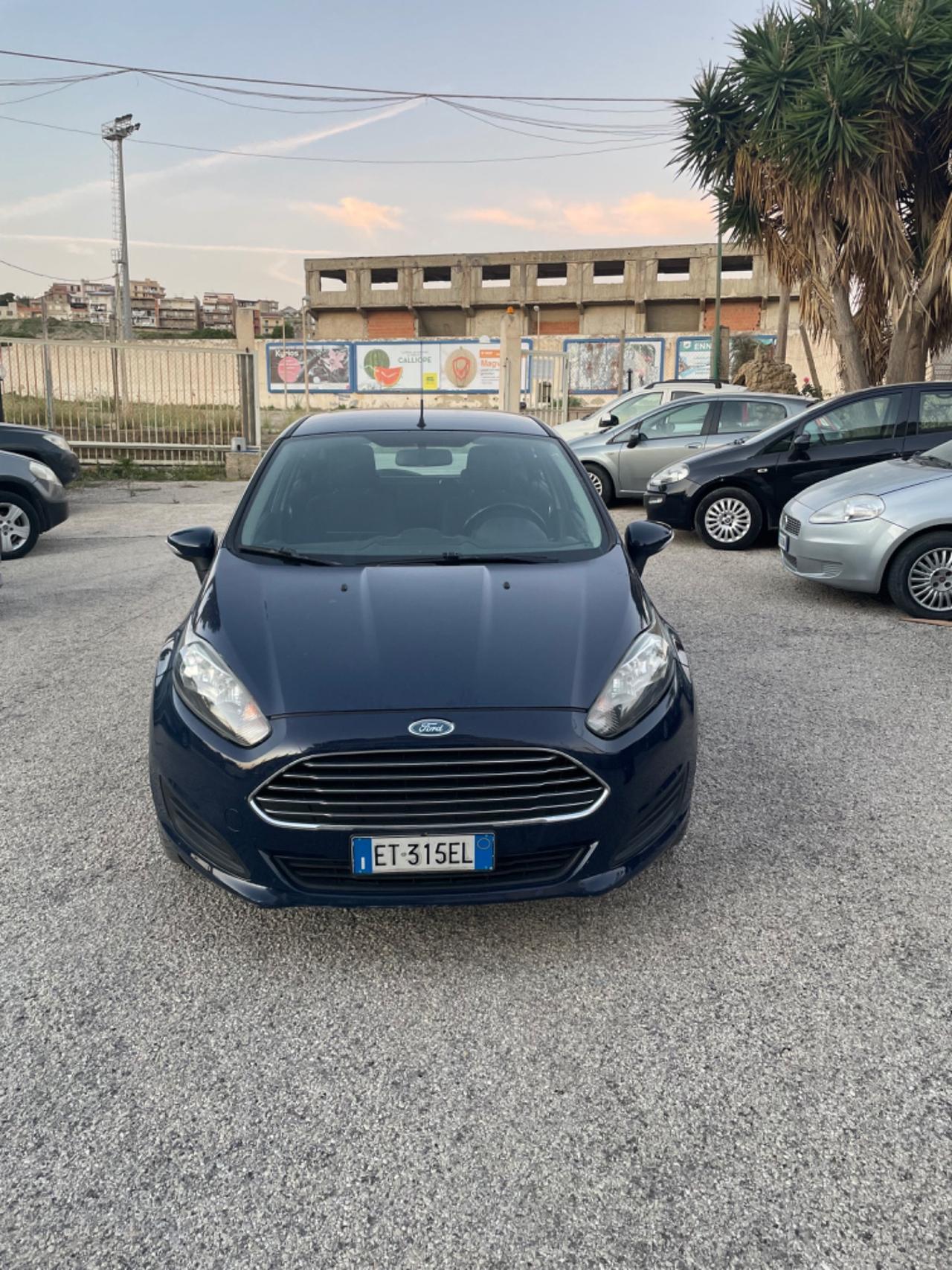 Ford Fiesta 1.5 TDCi 75CV 5 porte Titanium