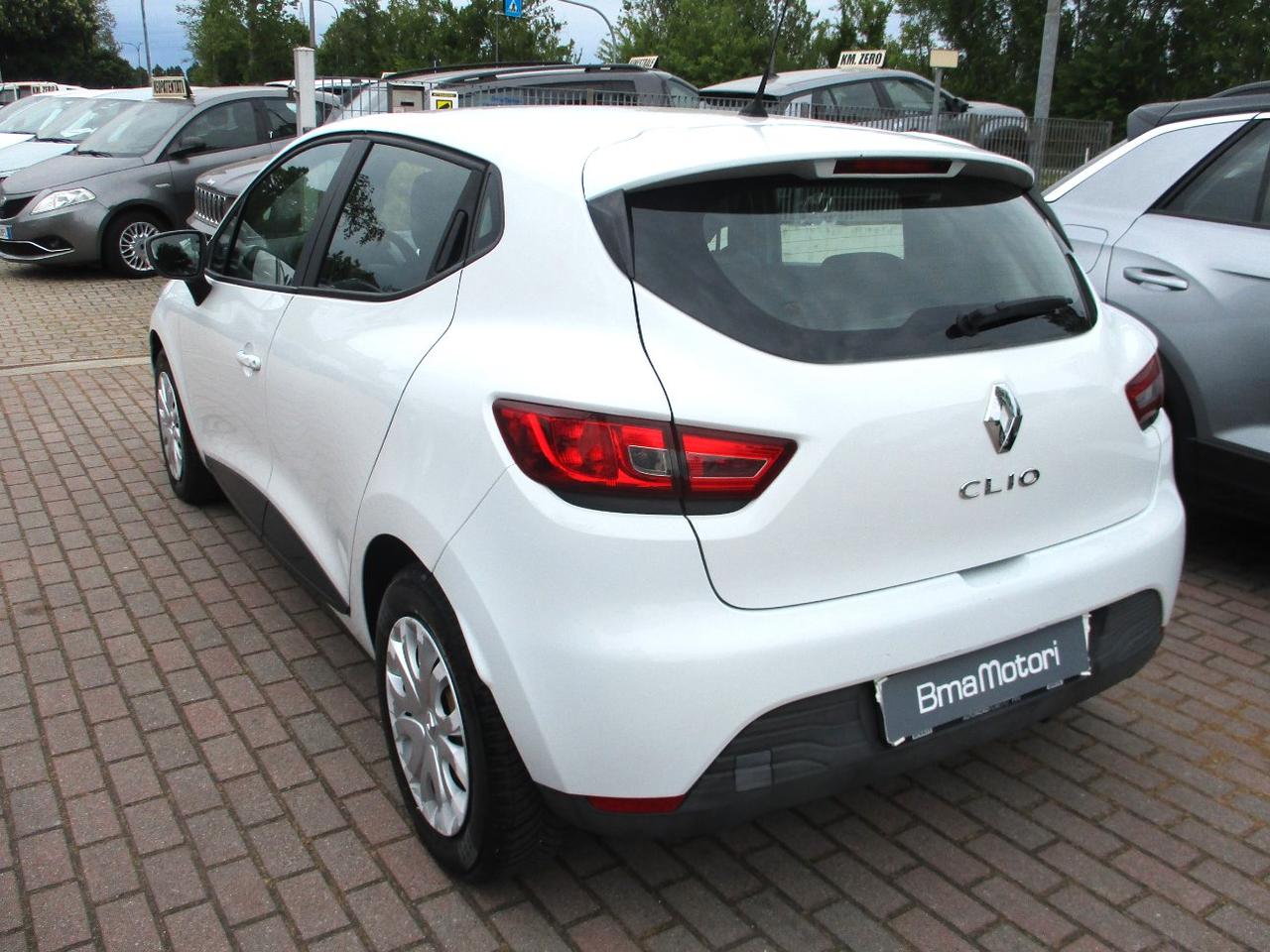 Renault Clio 5 Porte Clio 5p 1.2 Live 75cv - Ok Neopat./Navi/Bluetooth