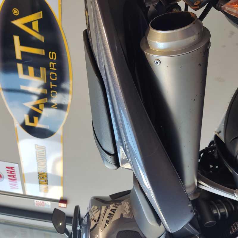Yamaha YZF R1 - 2004