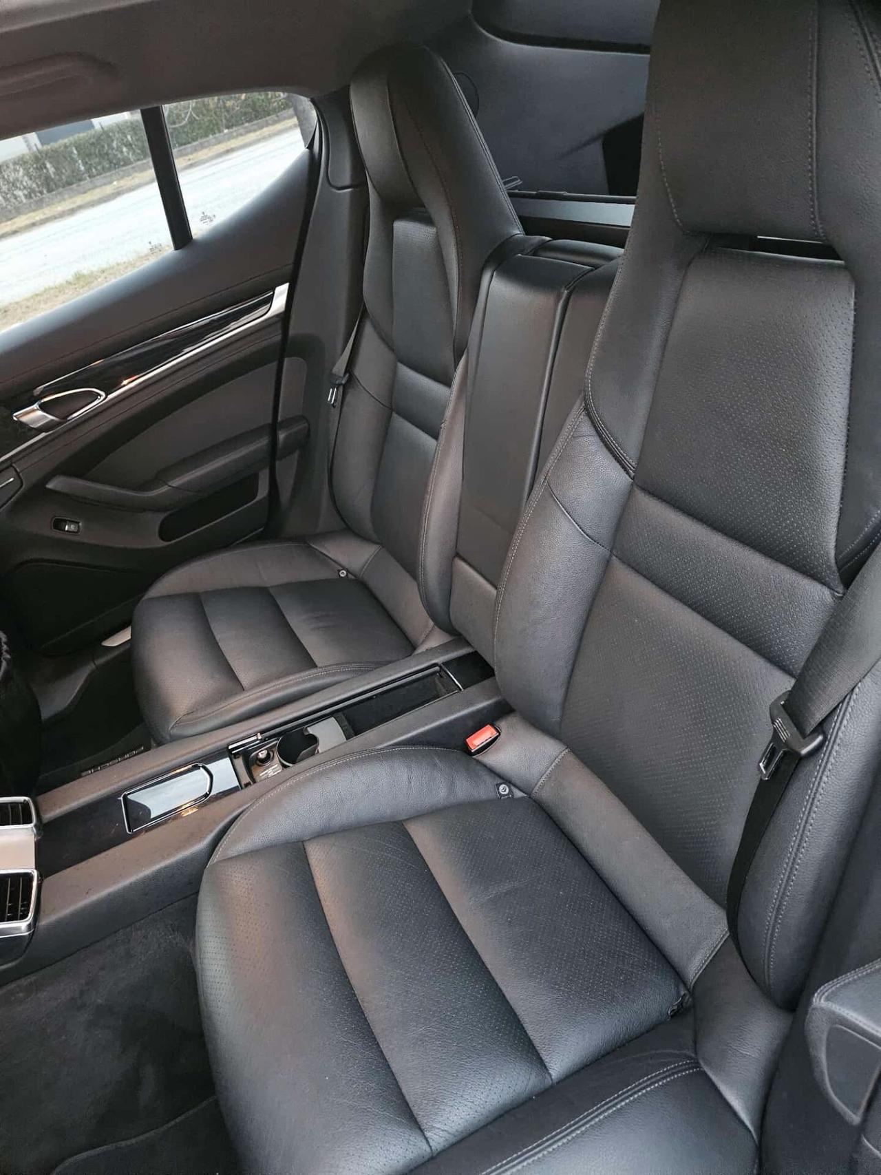 Porsche Panamera 3.0 Diesel v6