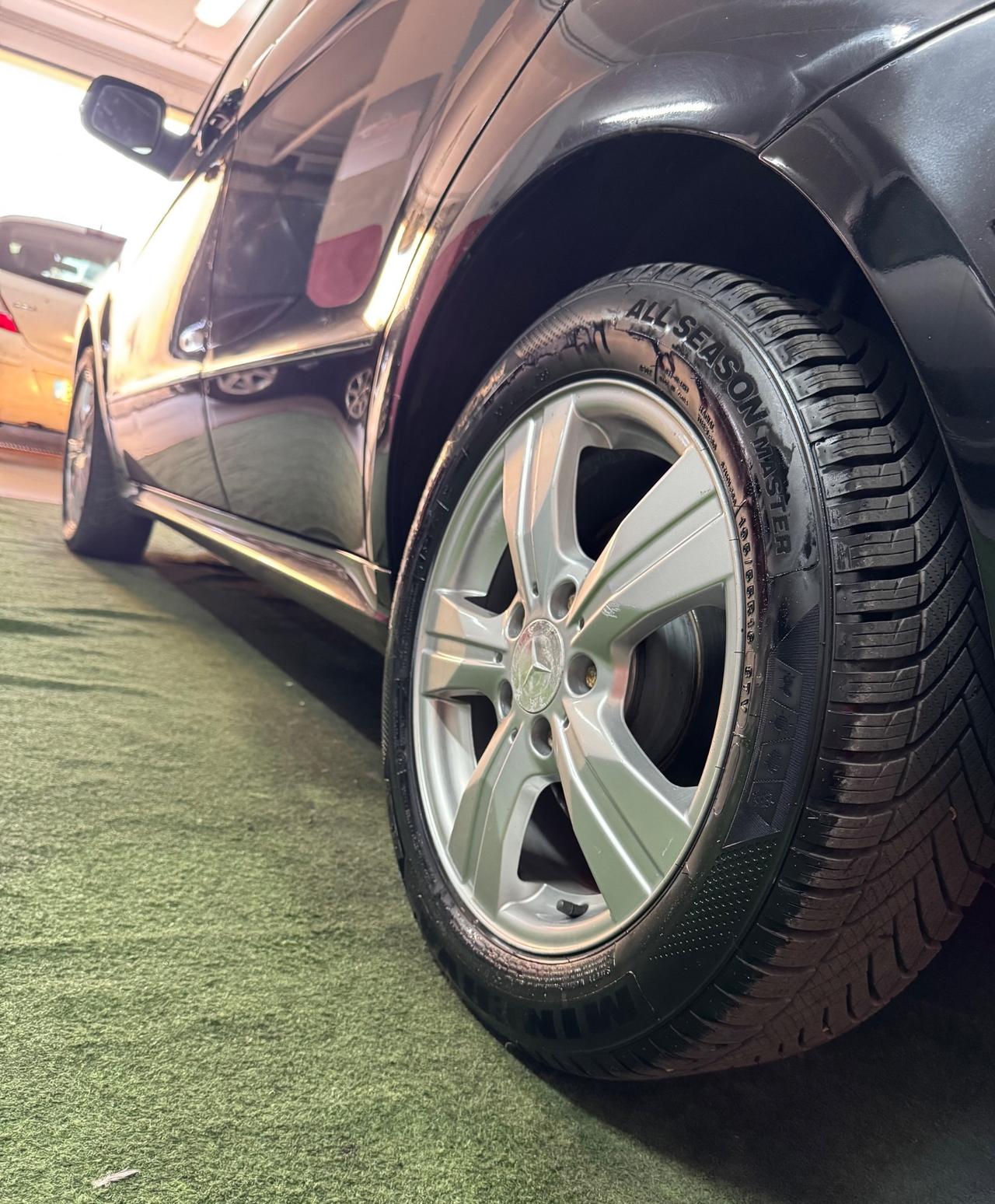 Mercedes-benz A 180 CDI Style CAMBIO AUTOMATICO RESTYLING