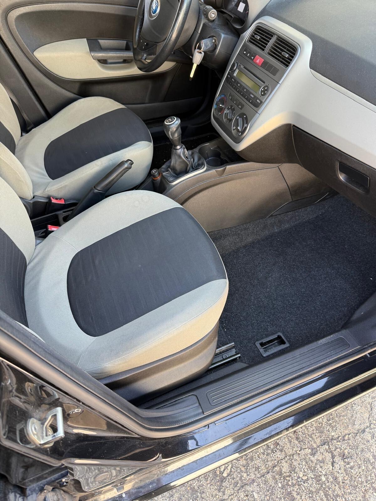 Fiat Grande Punto 1.3 Diesel MTJ unipro NEOPATENTATI