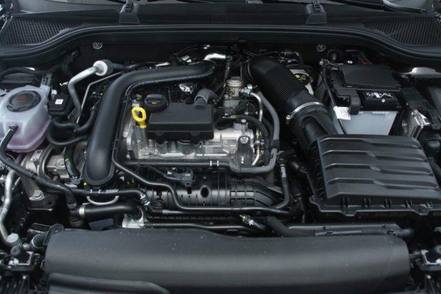 SKODA Kamiq 1.0 TSI 130 Edition Neopatentati