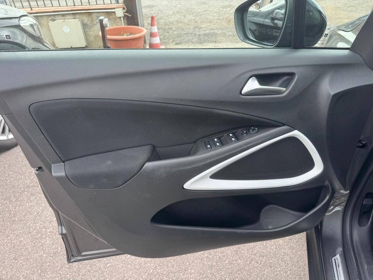 Opel Crossland X 1.5 ECOTEC D 110 CV Ultimate 2020 - PARI AL NUOVO