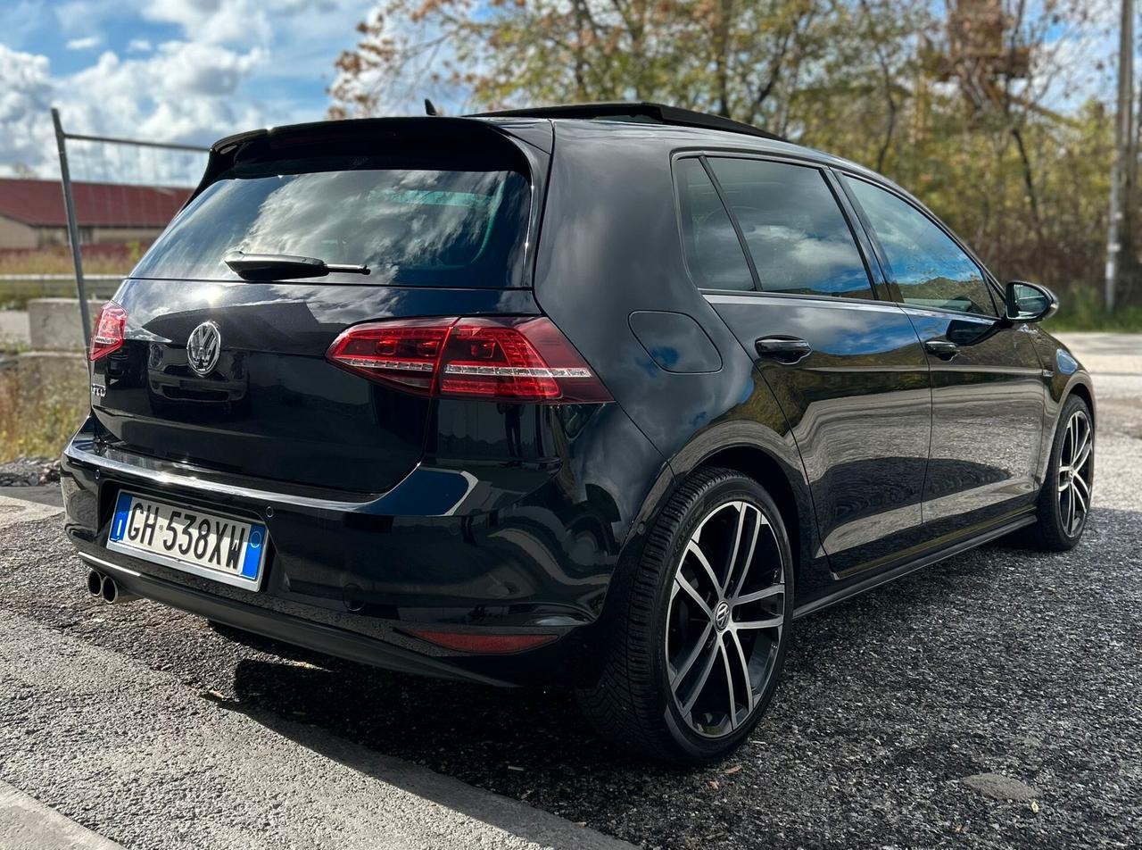 Volkswagen Golf GTD 2.0 TDI DSG 5P BlueMotion Technology