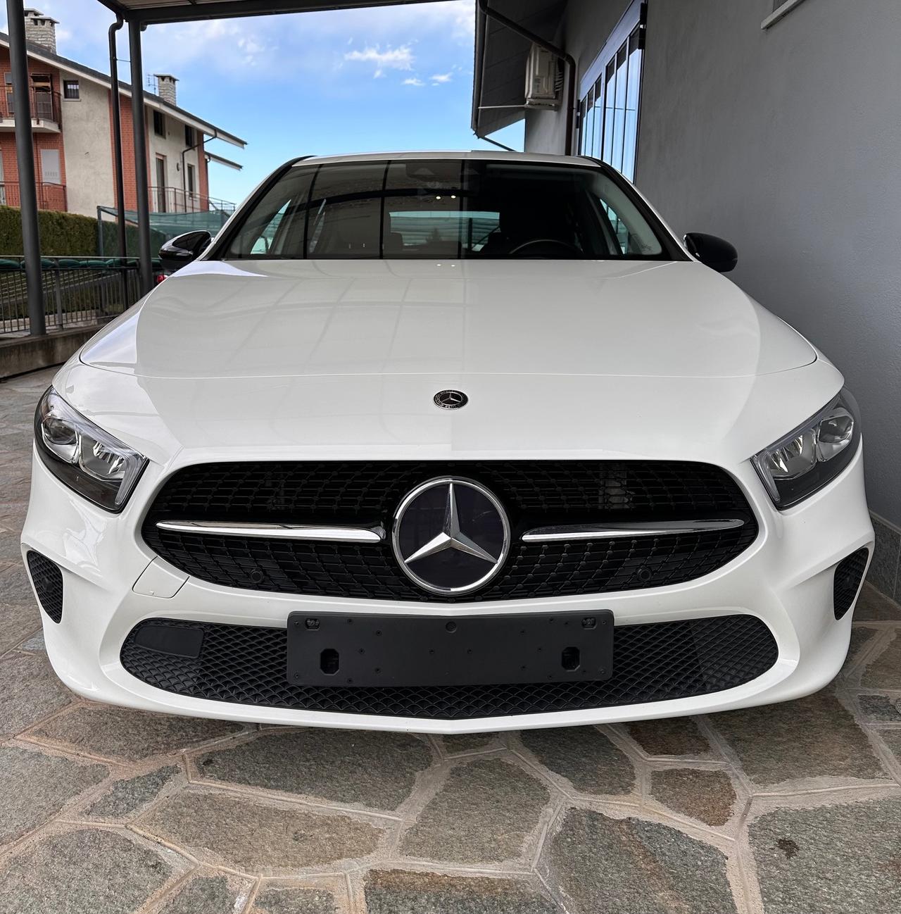 Mercedes A 200 Business 7G-DCT