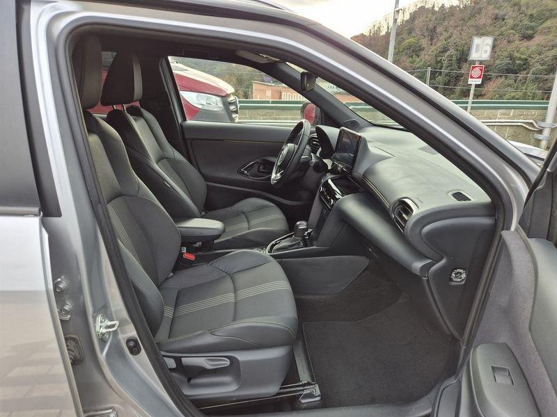 Toyota Yaris Cross 1.5h Lounge awd-i 116cv e-cvt