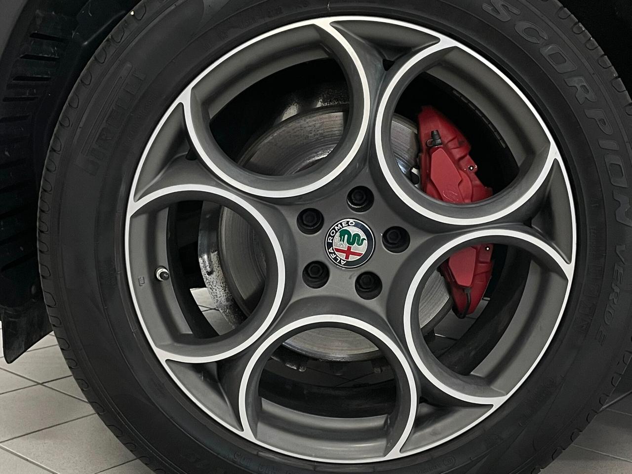 Alfa Romeo Stelvio 2.2 TD 190 CV EXECUTIVE Q4 CERCHI 19" PERFETTA KIT DISTRIBUZIONE SOSTITUITO