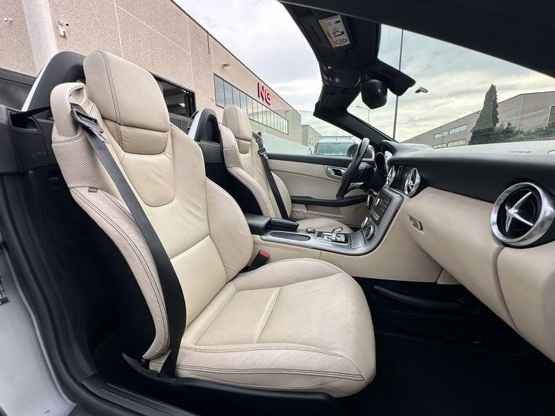 Mercedes-Benz SLC SLC 300 AMG Line auto 245cv