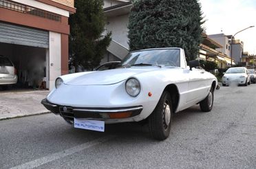 Alfa Romeo Spider Duetto 1.3