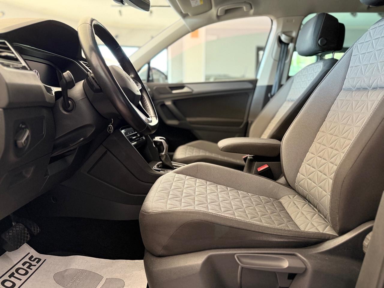 Volkswagen Tiguan 2.0 TDI 150 CV SCR DSG Elegance