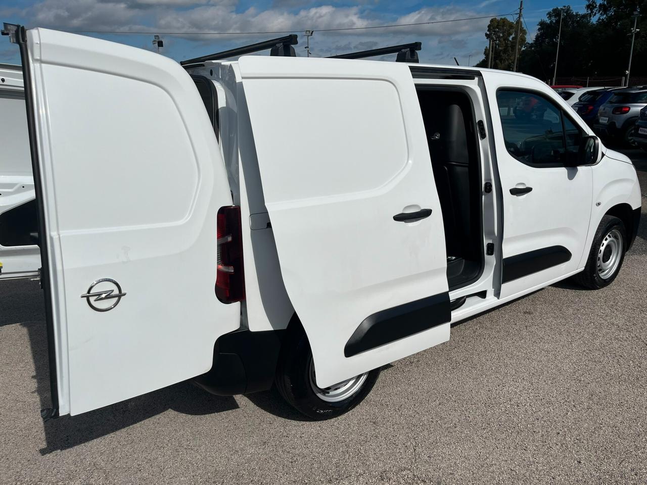 Opel Combo 1.2 Turbo Edition