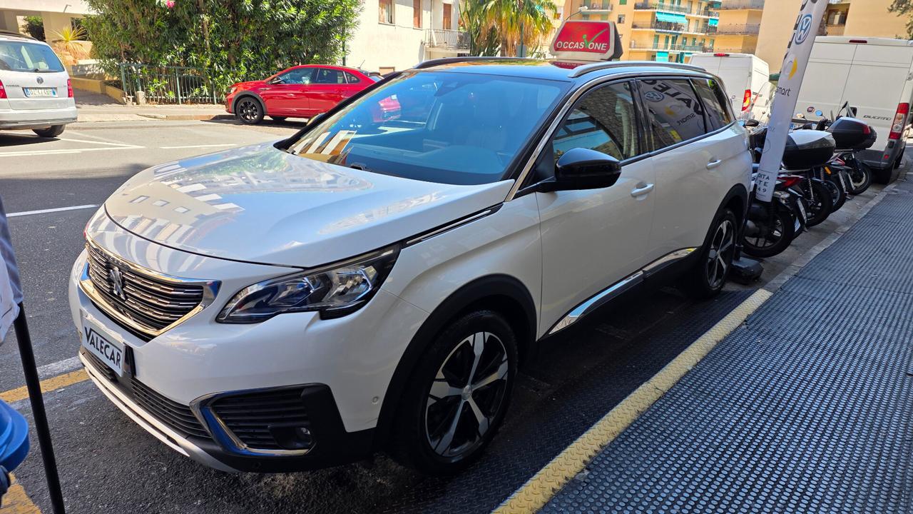 Peugeot 5008 POSTI 7 120CV Allure AUT GARANZIA 12 MESI