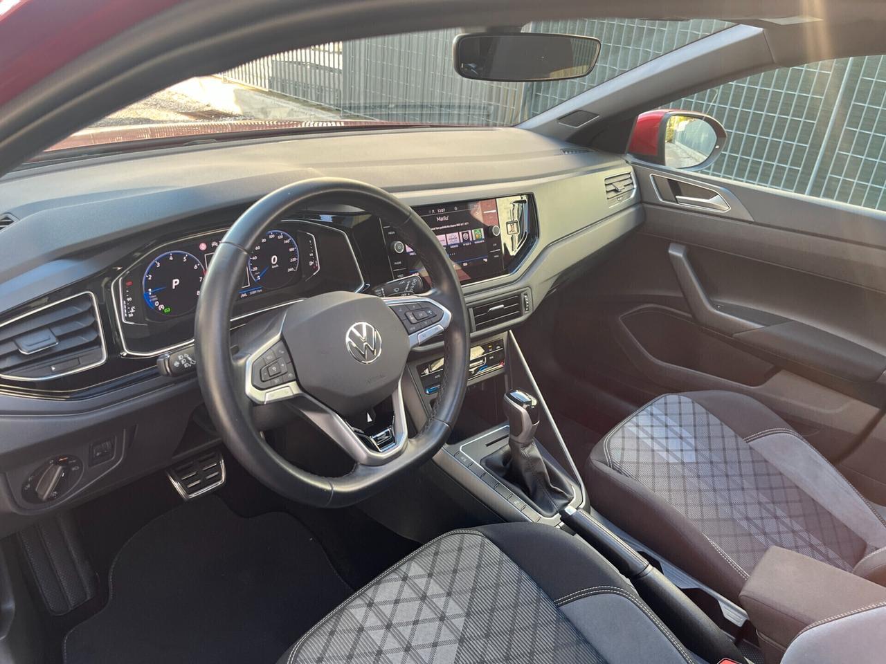 Volkswagen Taigo 1.0 TSI 115 CV DSG R-Line**km 35649**08/2024