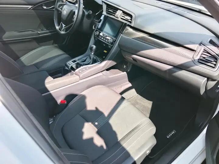 Honda Civic SPORT PLUS NAVY RETROCAMERA TETTO APRIBILE CRUISE ADATTIVO VETRI SCURI IN ARRIVO OPZIONABILE
