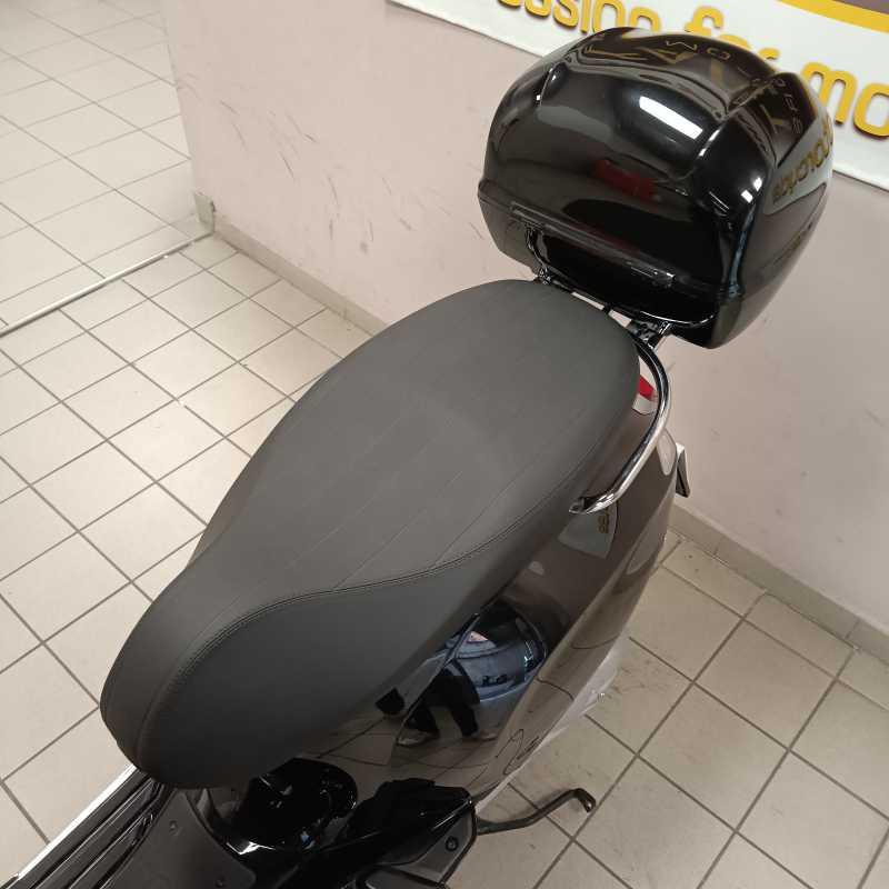 Vespa Primavera 150 - 2025