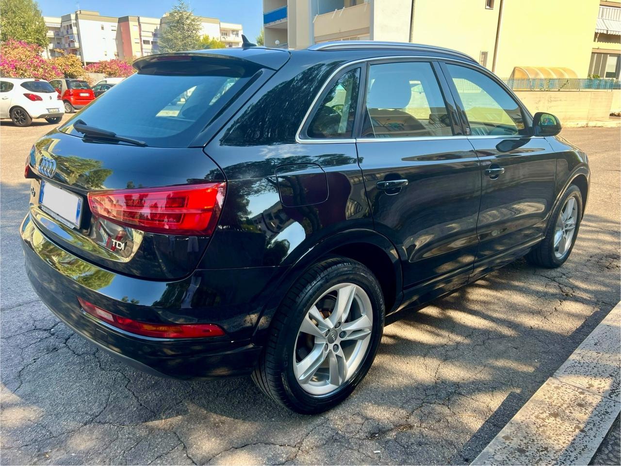 Audi Q3 2.0 TDI 120 CV Sport