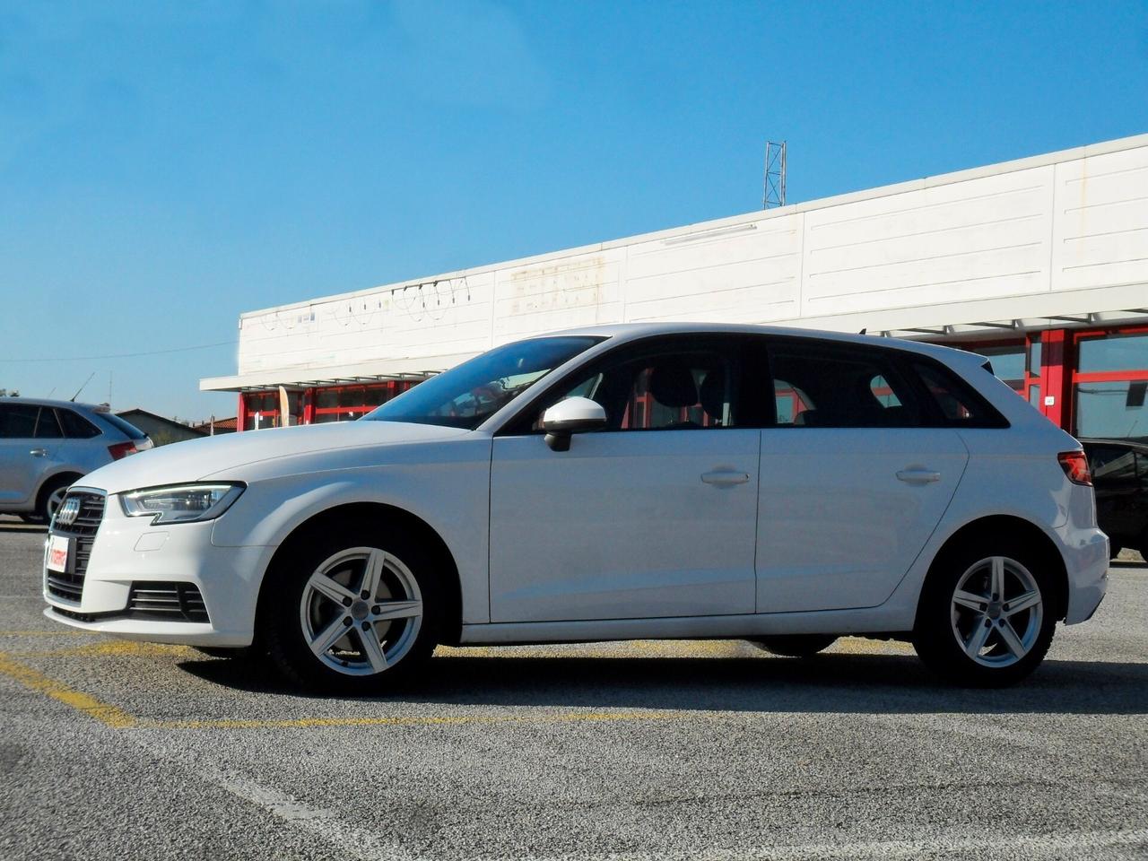 Audi A3 SPB 30 TDI Business