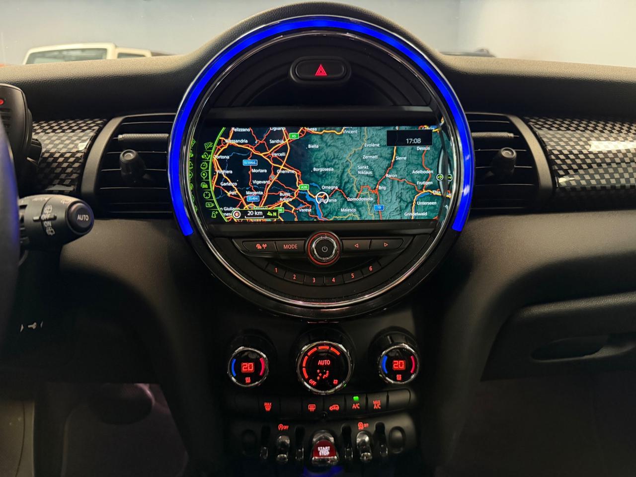 Mini 2.0 Cooper SD aut. Hype 5 porte