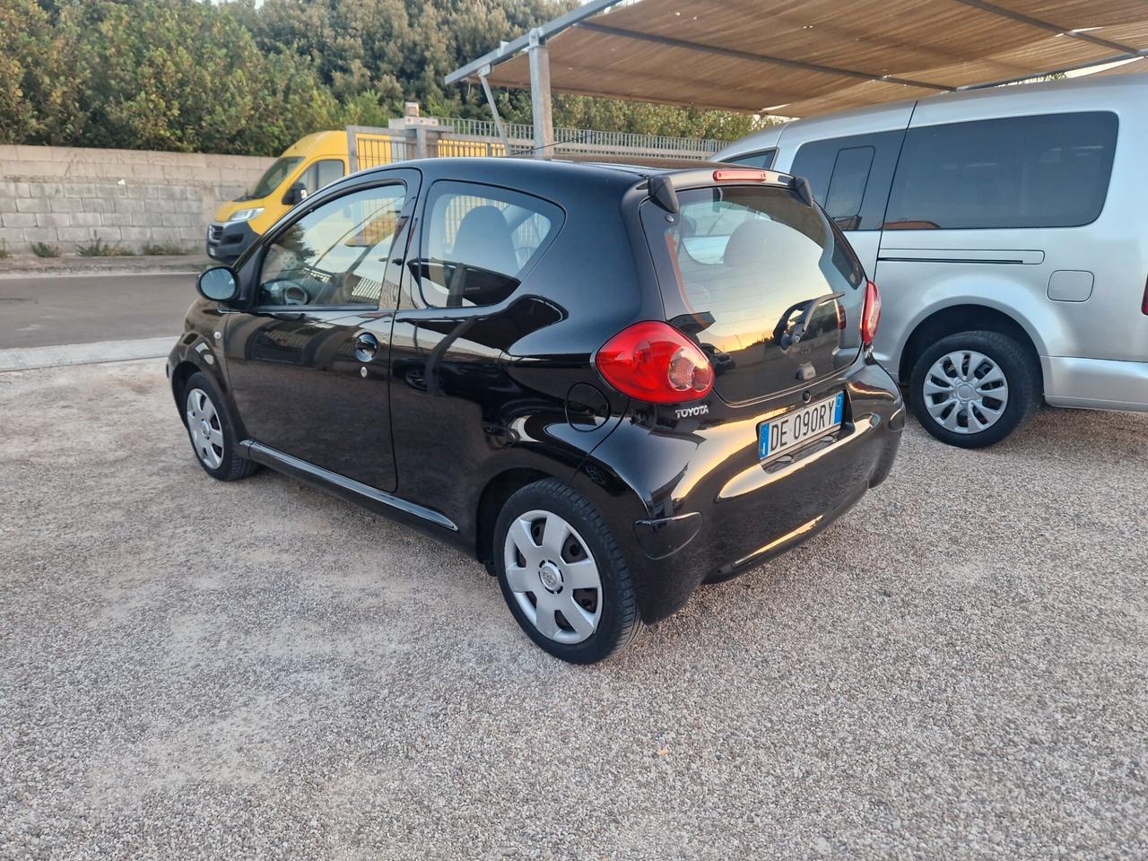 Toyota Aygo 1.0 12V VVT-i 3 porte Sol