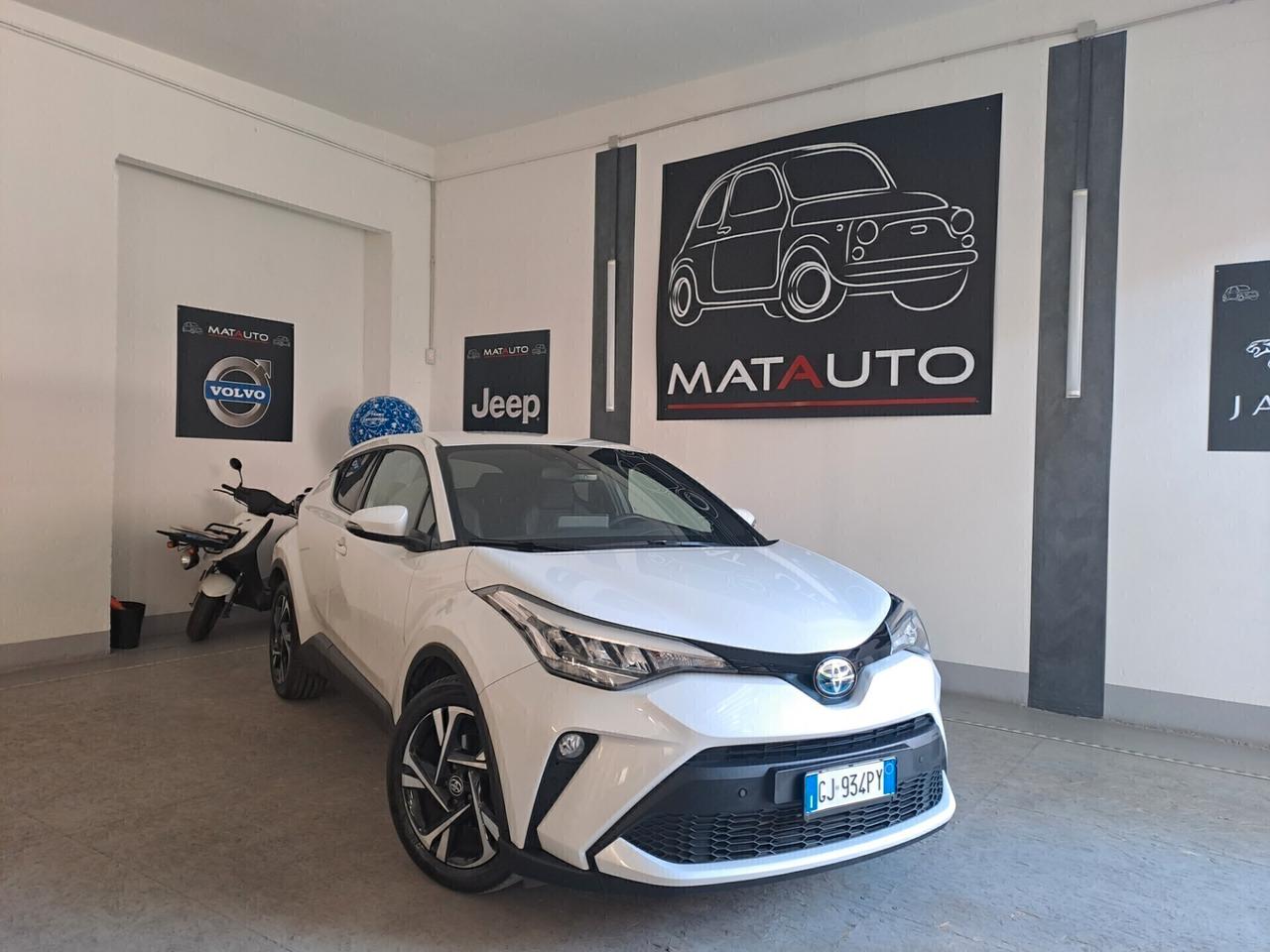 Toyota C-HR 2.0 Hybrid E-CVT Morebusiness CV 184