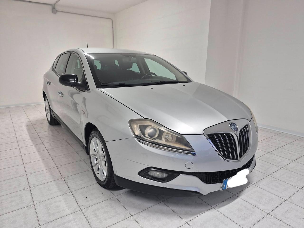Lancia Delta 1.6 MJT DPF Gold