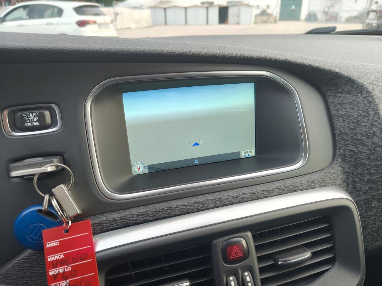 Volvo V40 D2 1.6d summum