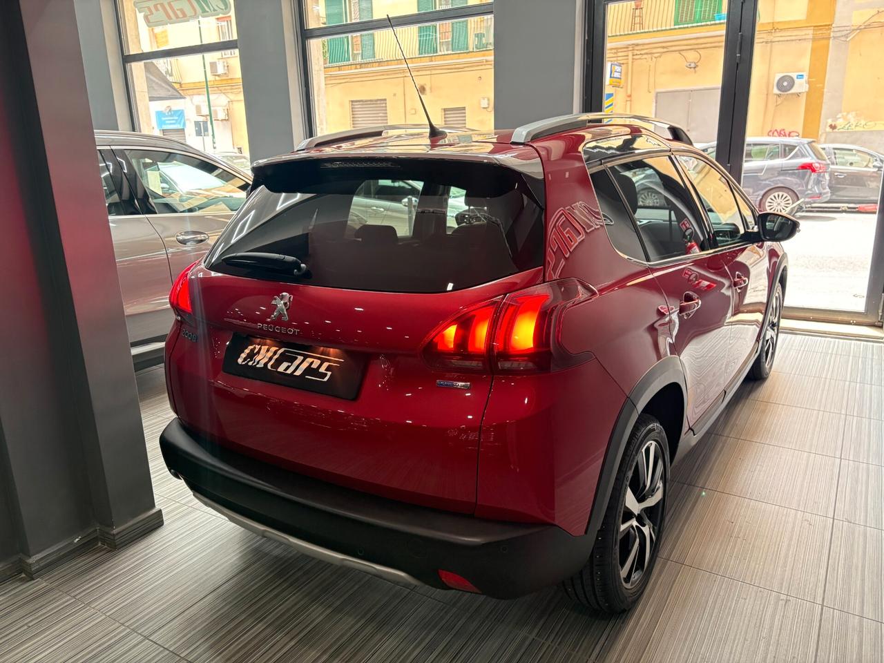 Peugeot 2008 1.2 GPL turbo 110cv Allure FULL