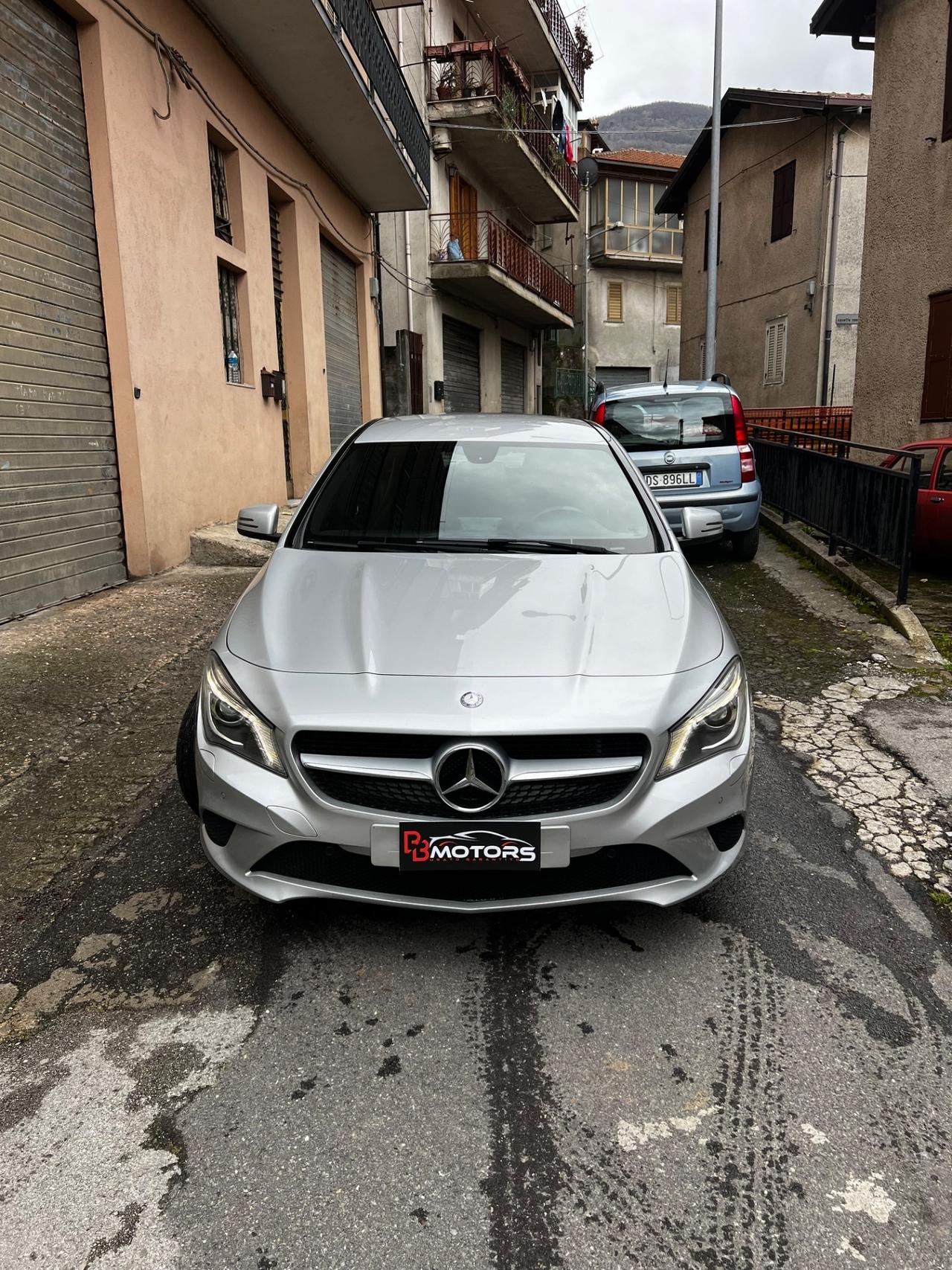 Mercedes-benz CLA 200 sport versione coupé