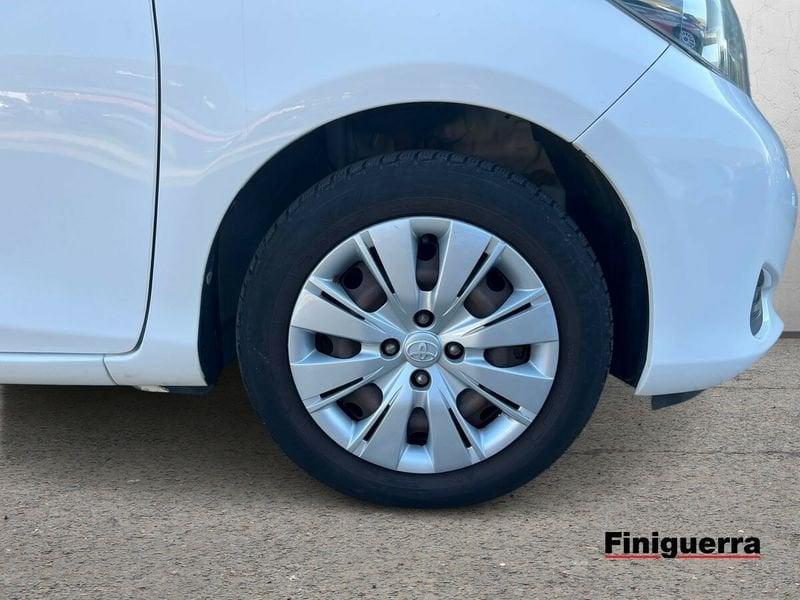 Toyota Yaris Yaris 5p 1.0 Active