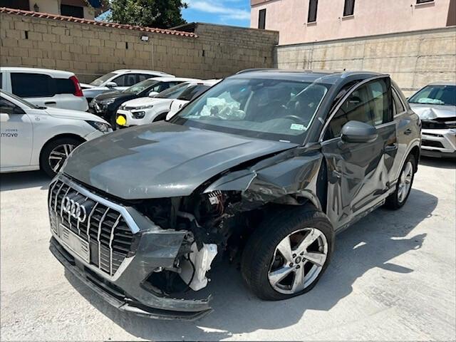 Audi Q3 35 TDI S tronic Business Advanced sinistrata incidentata