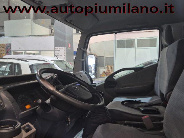 NISSAN Cabstar 35.13 2.5 TDI 130CV PC- RIBALTABILE TRILATERALE