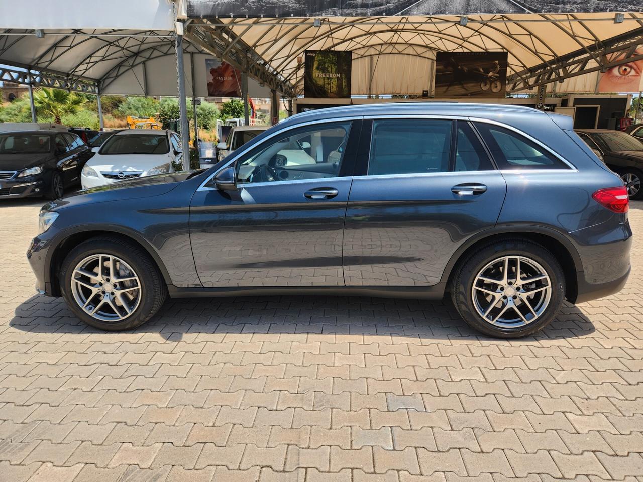 Mercedes-benz CLA 250 Glc AMG 4 MATIC STRAFULL