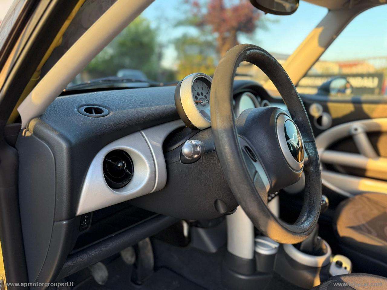 MINI Mini 1.6016V One de luxe