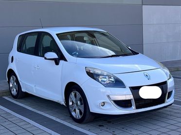 Renault Scenic Scénic X-Mod 1.9 dCi 130CV Dynamique