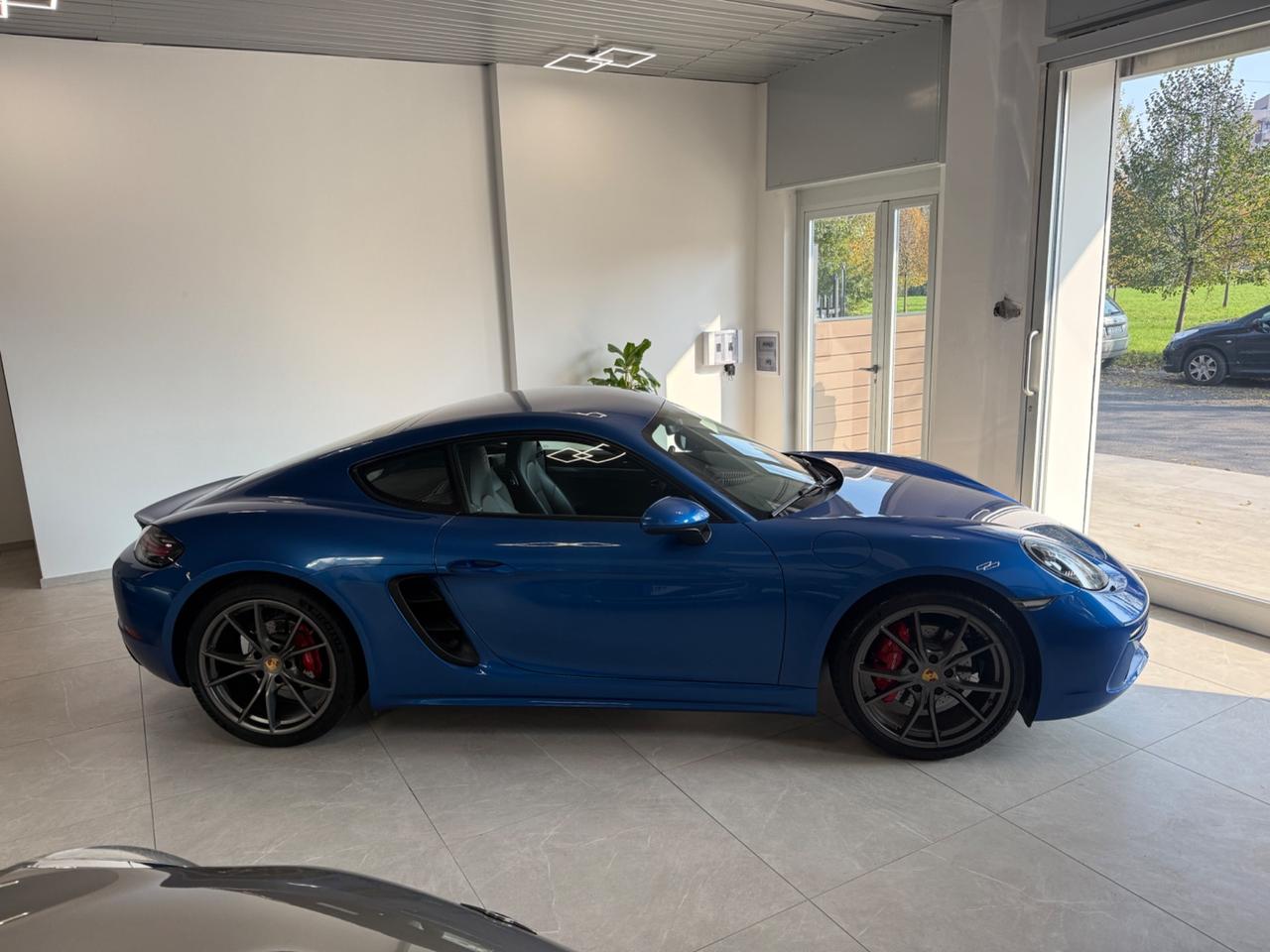 Porsche Cayman S 2.5 BENIZNA ANNO 2018 TUTTA TAGLIANDATA