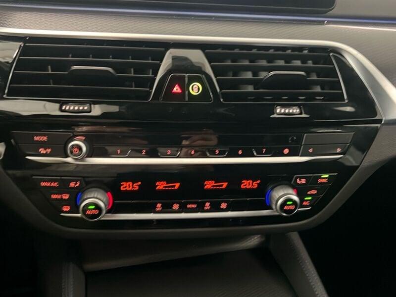 BMW Serie 5 G31 2020 Touring LCI D 530d Touring mhev 48V xdrive Luxury auto