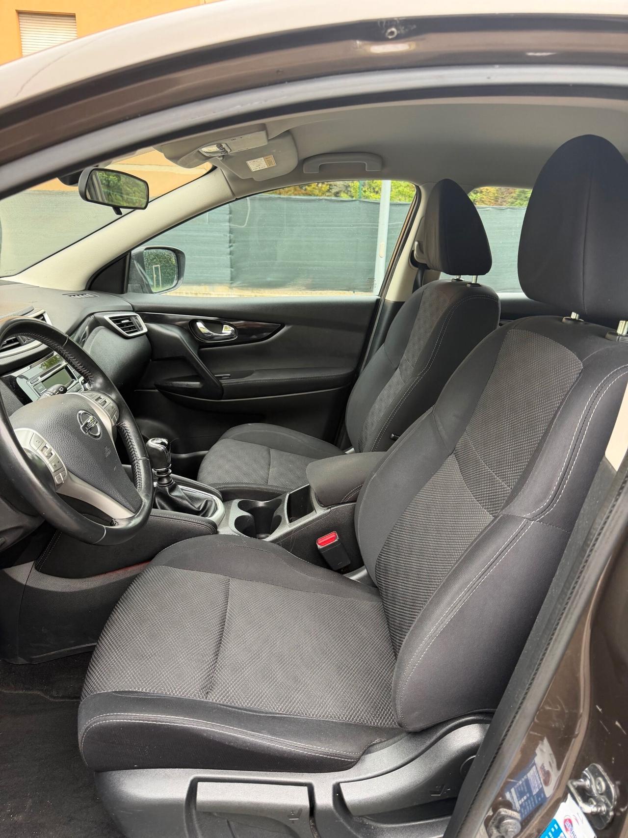 Nissan Qashqai 1.2 - NEOPATENTATI - 12 MESI DI GARANZIA -