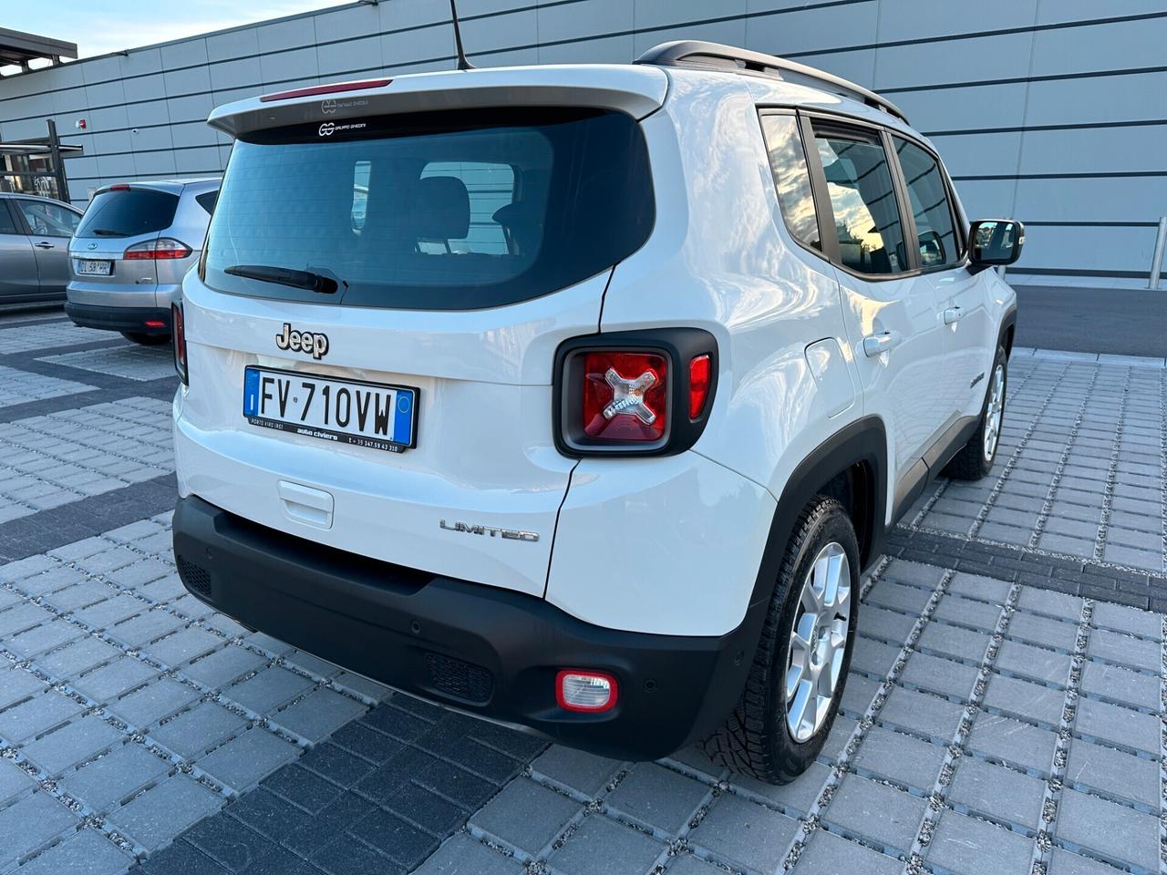 Jeep Renegade 1.6 Mjt DDCT 120 CV Longitude cambio automatico