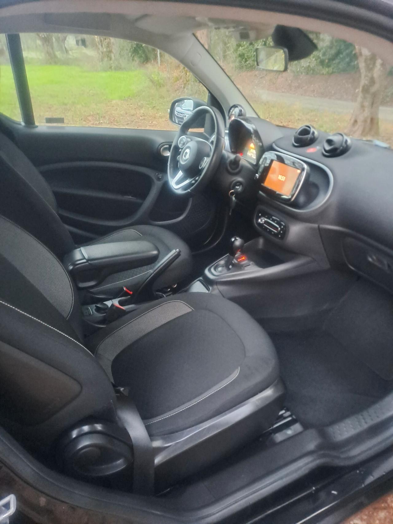 Smart ForFour EQ Parisblue km 40000