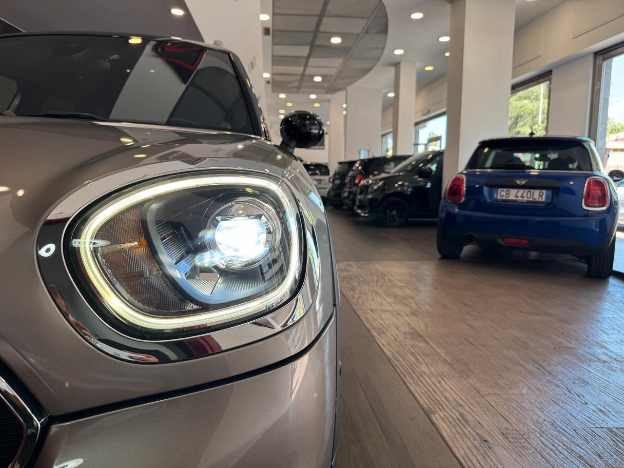 Mini Cooper Countryman 1.5 Hype AUTOMATICA-restyling+LED+C.18"+NAVI+PELLE