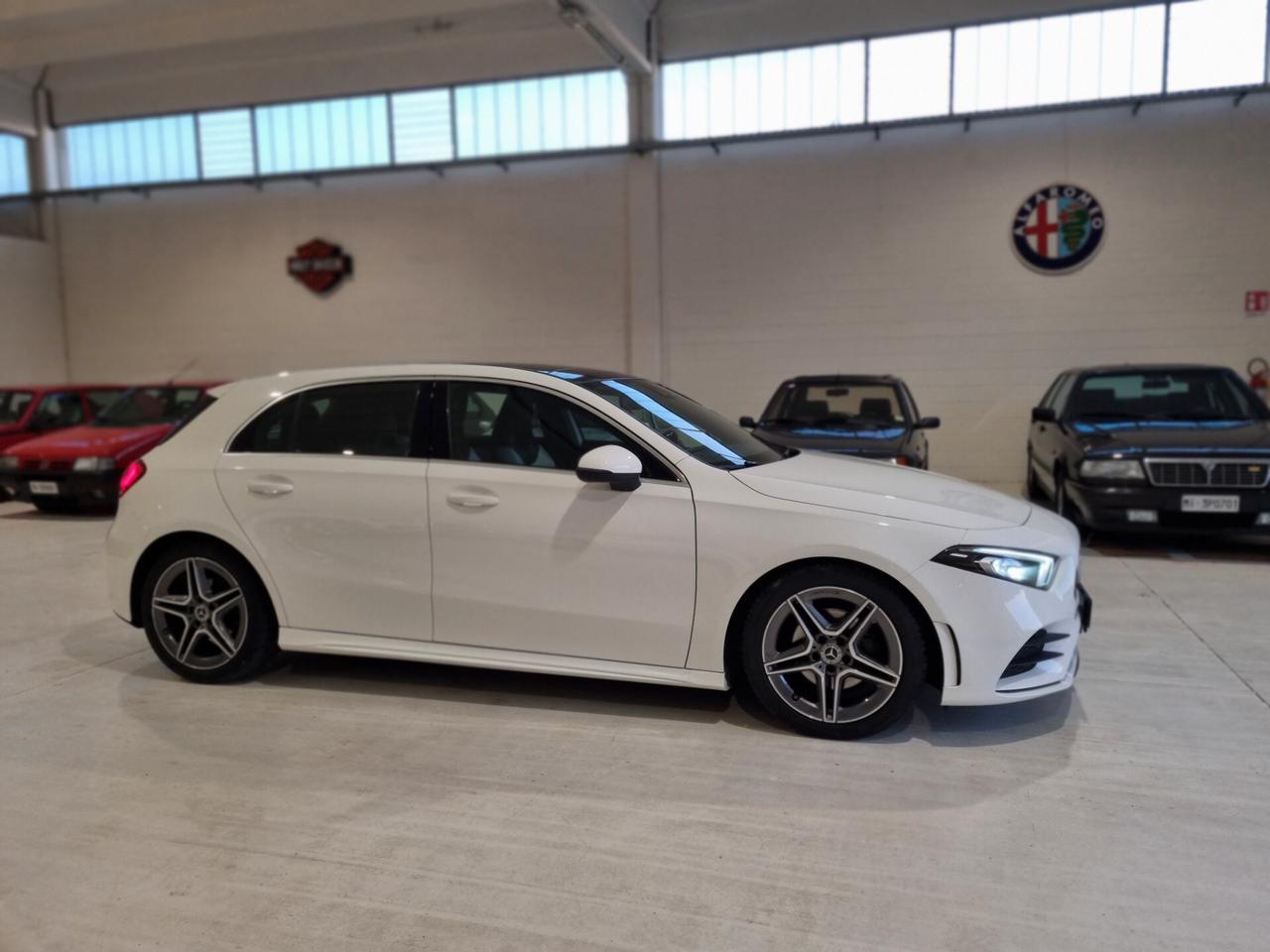 Mercedes-Benz A 180 d Automatic Premium AMG
