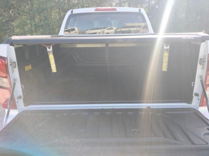 Isuzu D-Max N60 D-Max N60 1.9 aut. Crew BB+ Cab con Shutter Lid!!