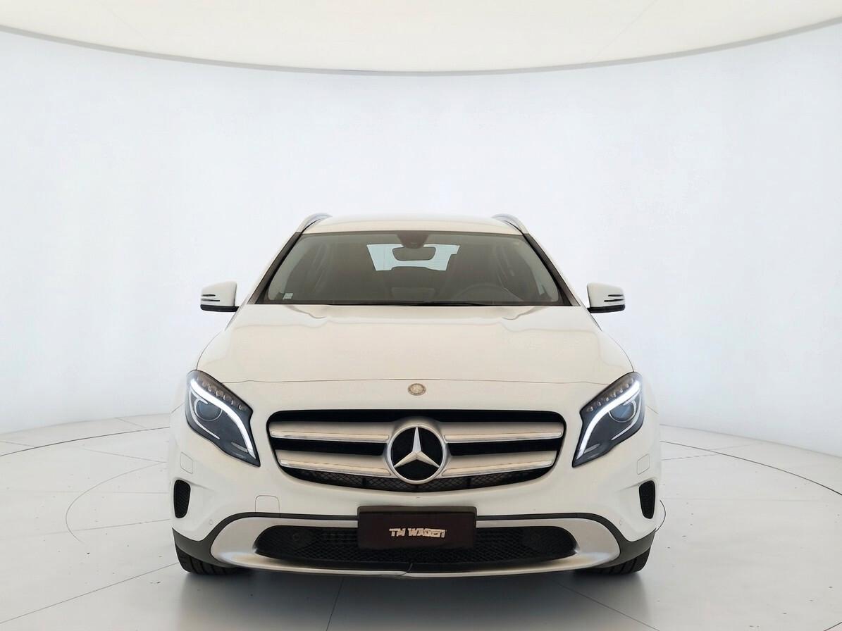 Mercedes-benz GLA 200 d Automatic Sport - NEOPATENTATI