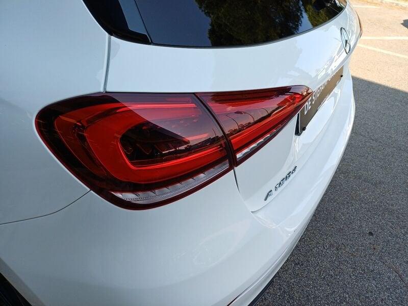 Mercedes-Benz Classe A A 180 d Automatic Premium Night Edition